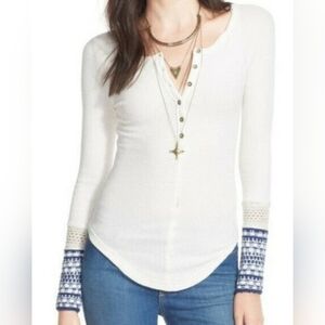 FREE PEOPLE Newbie Ski Lodge Thermal Crochet Cuff Henley Women's L Boho Grunge